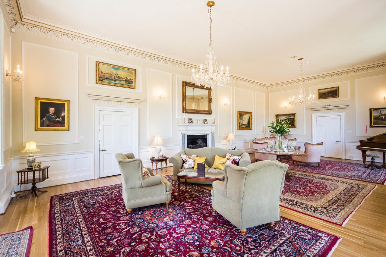 Goldsborough Hall Нерсборо Экстерьер фото