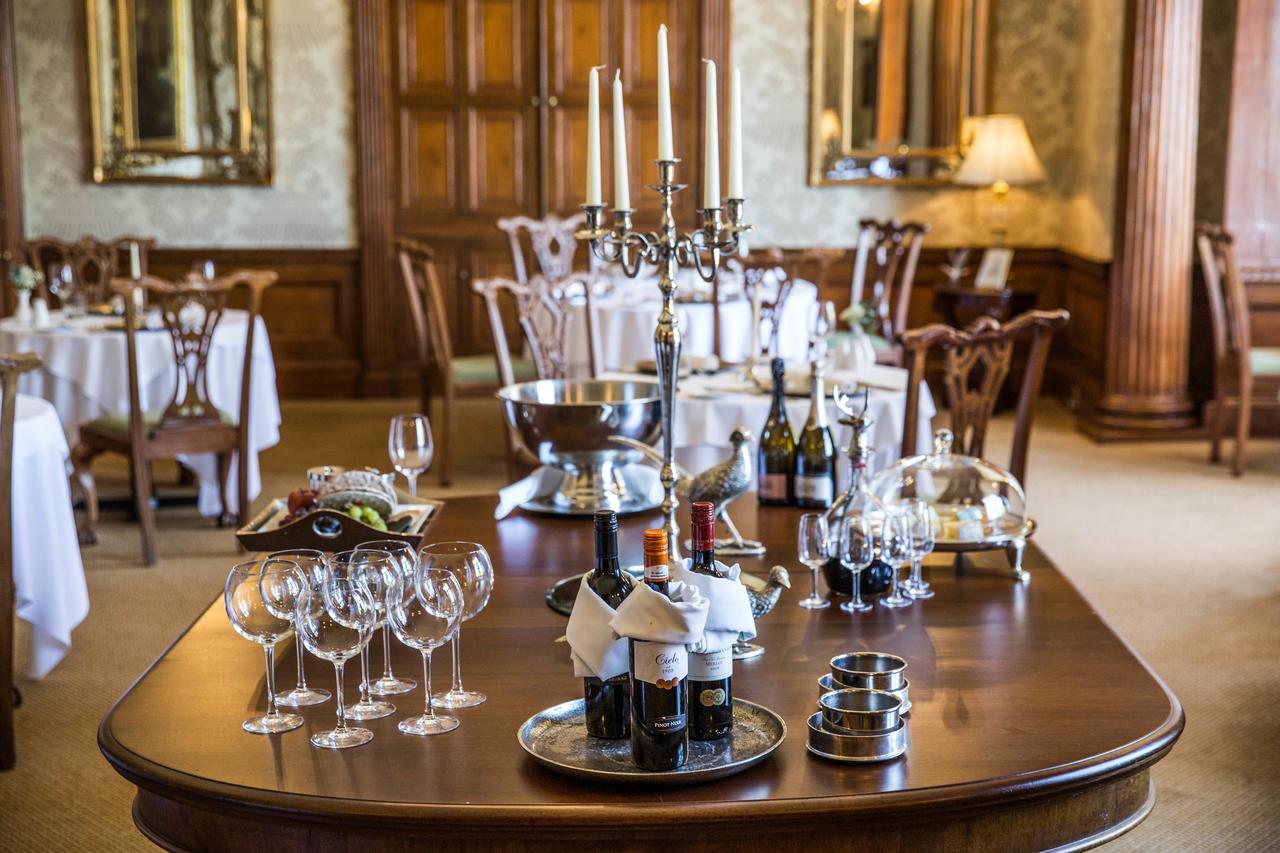 Goldsborough Hall Нерсборо Экстерьер фото
